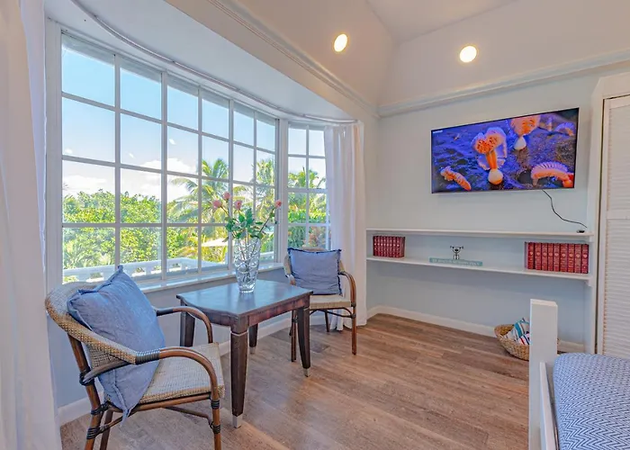 Sunshine Studio At Viking Hill - Love Beach